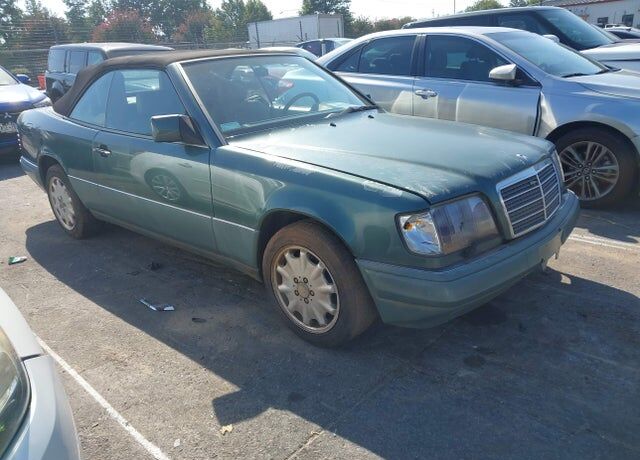 1994 MERCEDES-BENZ E-Class