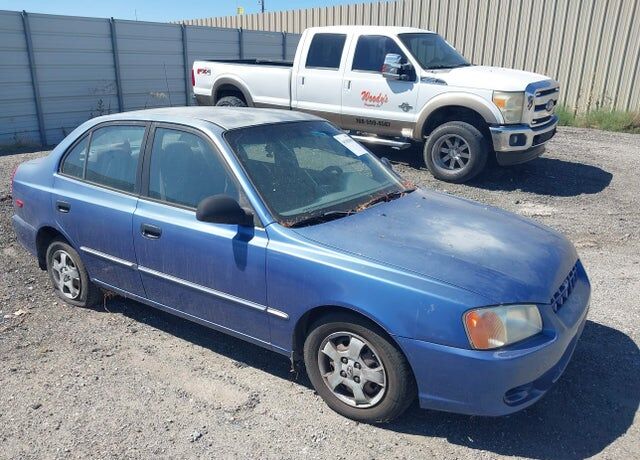 2002 HYUNDAI Accent