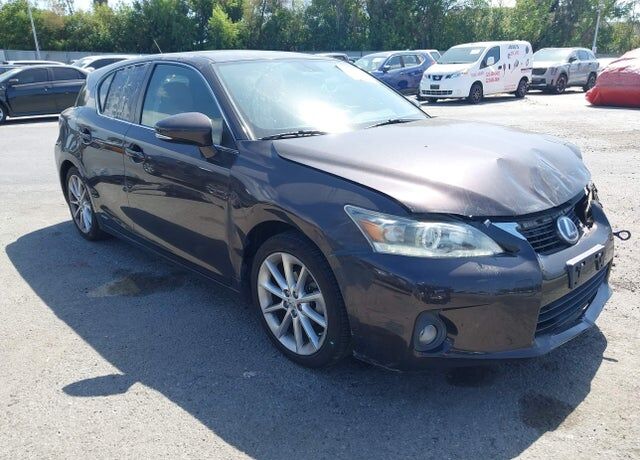 2013 LEXUS CT