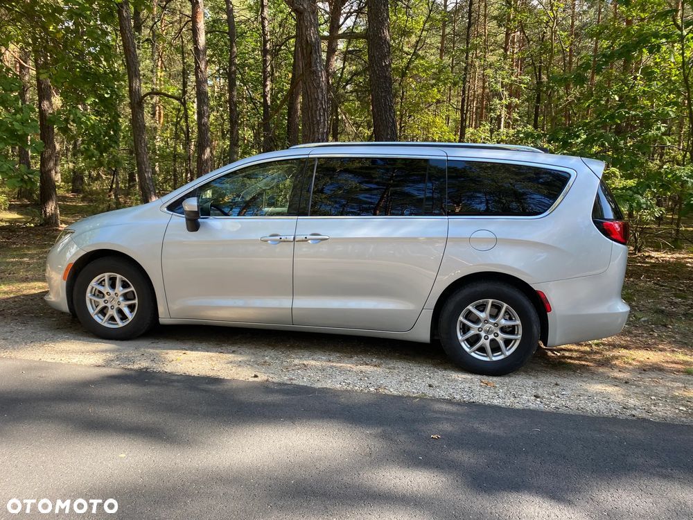 2022 CHRYSLER Pacifica
