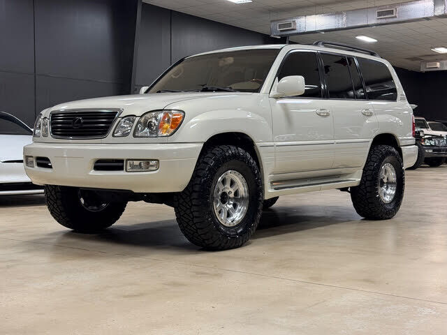 2002 LEXUS LX