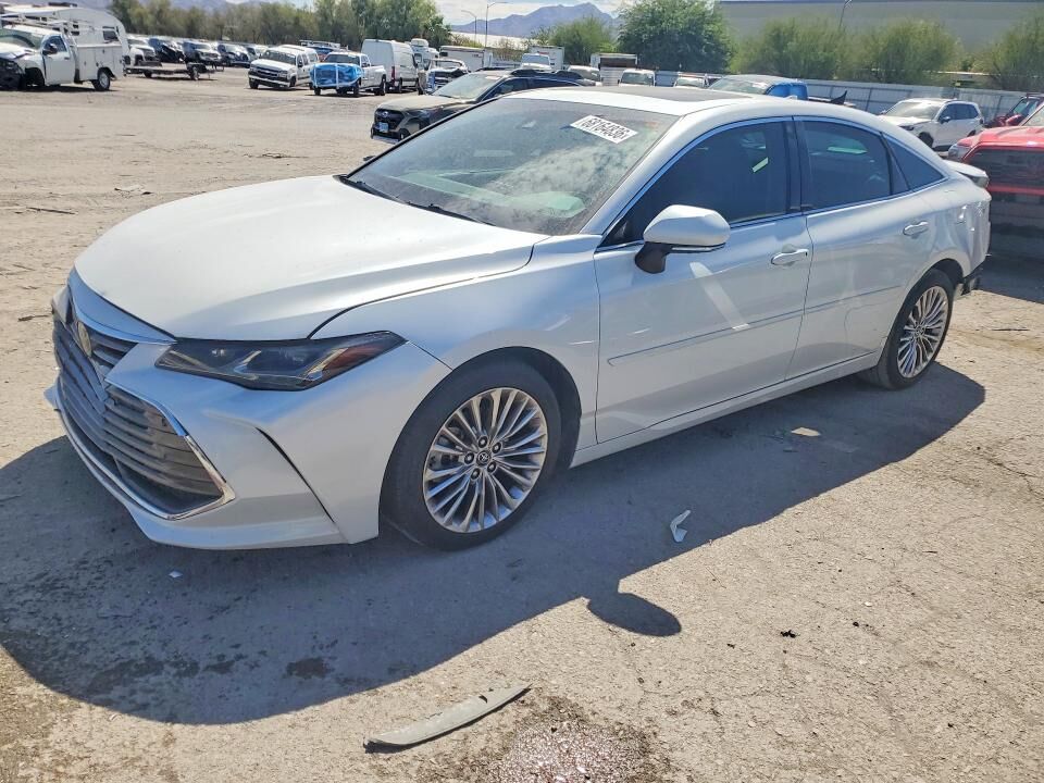 2019 TOYOTA Avalon