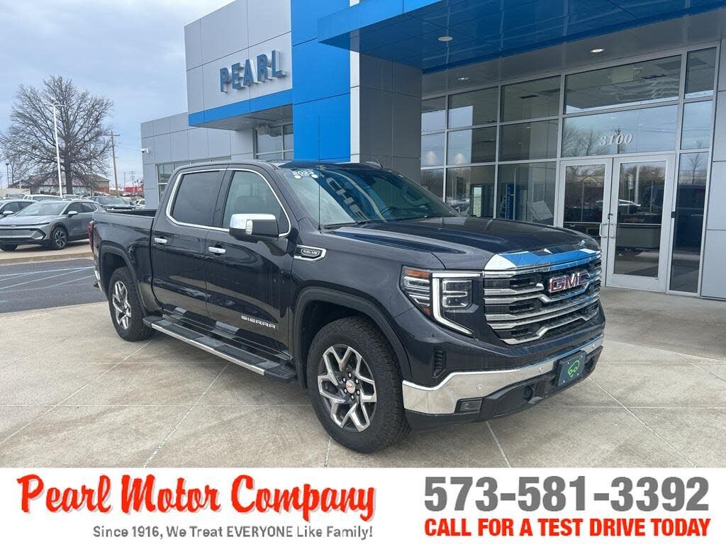 2023 GMC Sierra
