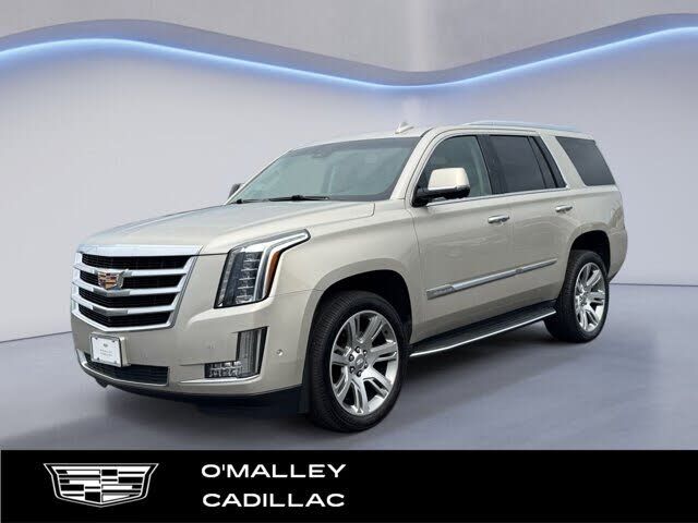 2017 CADILLAC Escalade