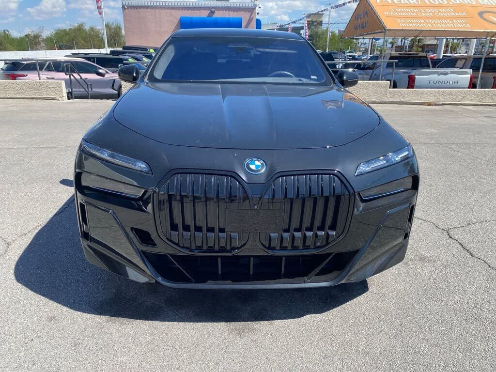 2023 BMW i7
