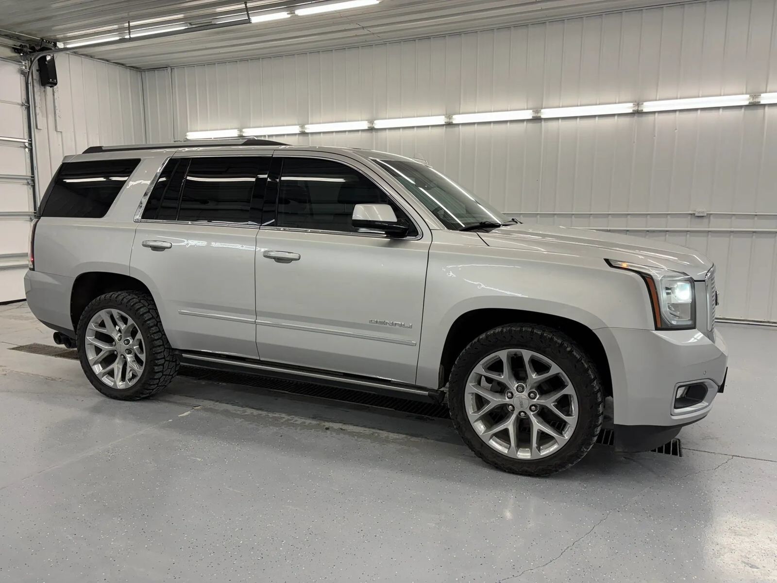 2017 GMC Yukon