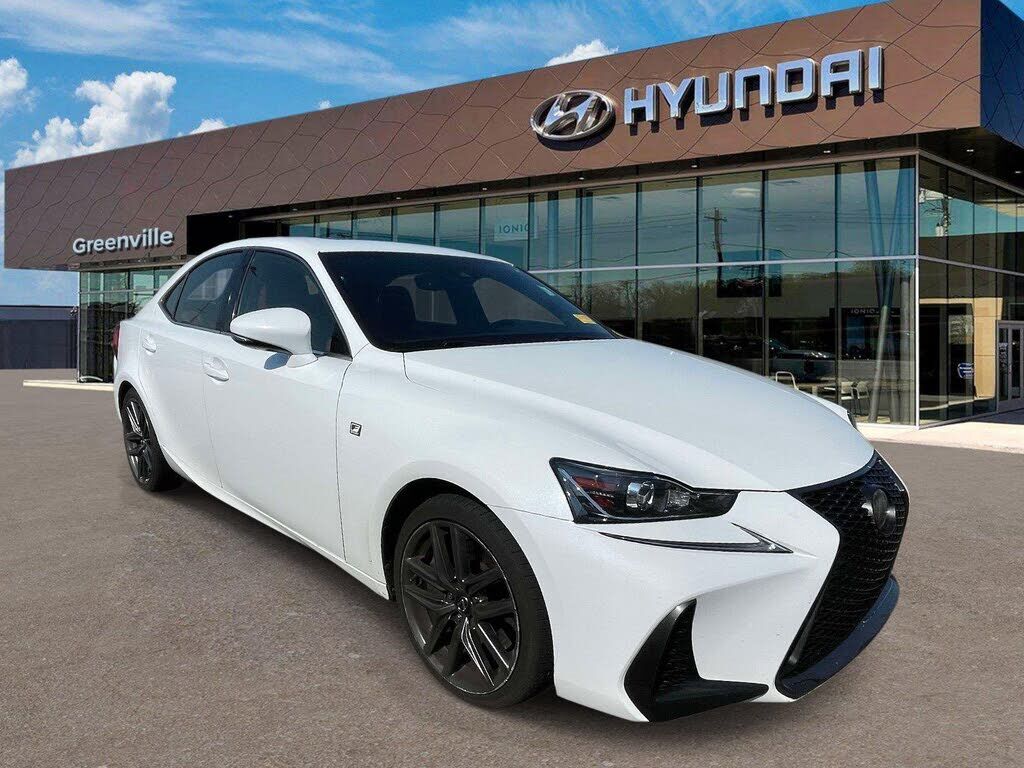 2018 LEXUS IS