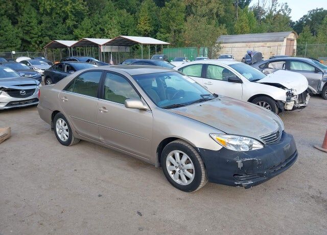 2002 TOYOTA Camry