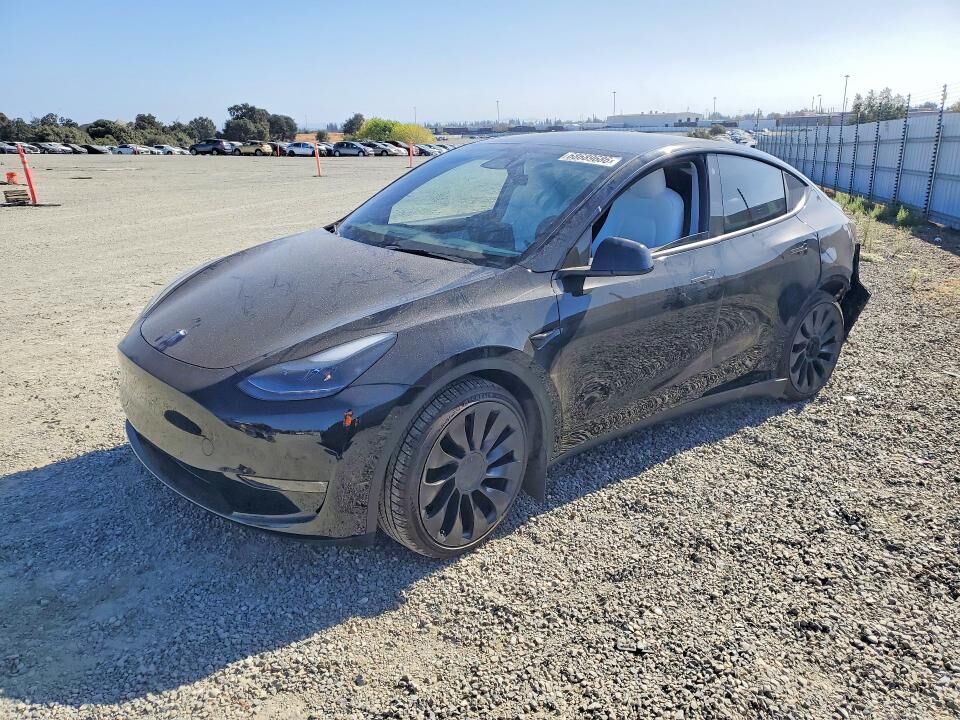 2022 TESLA Model Y