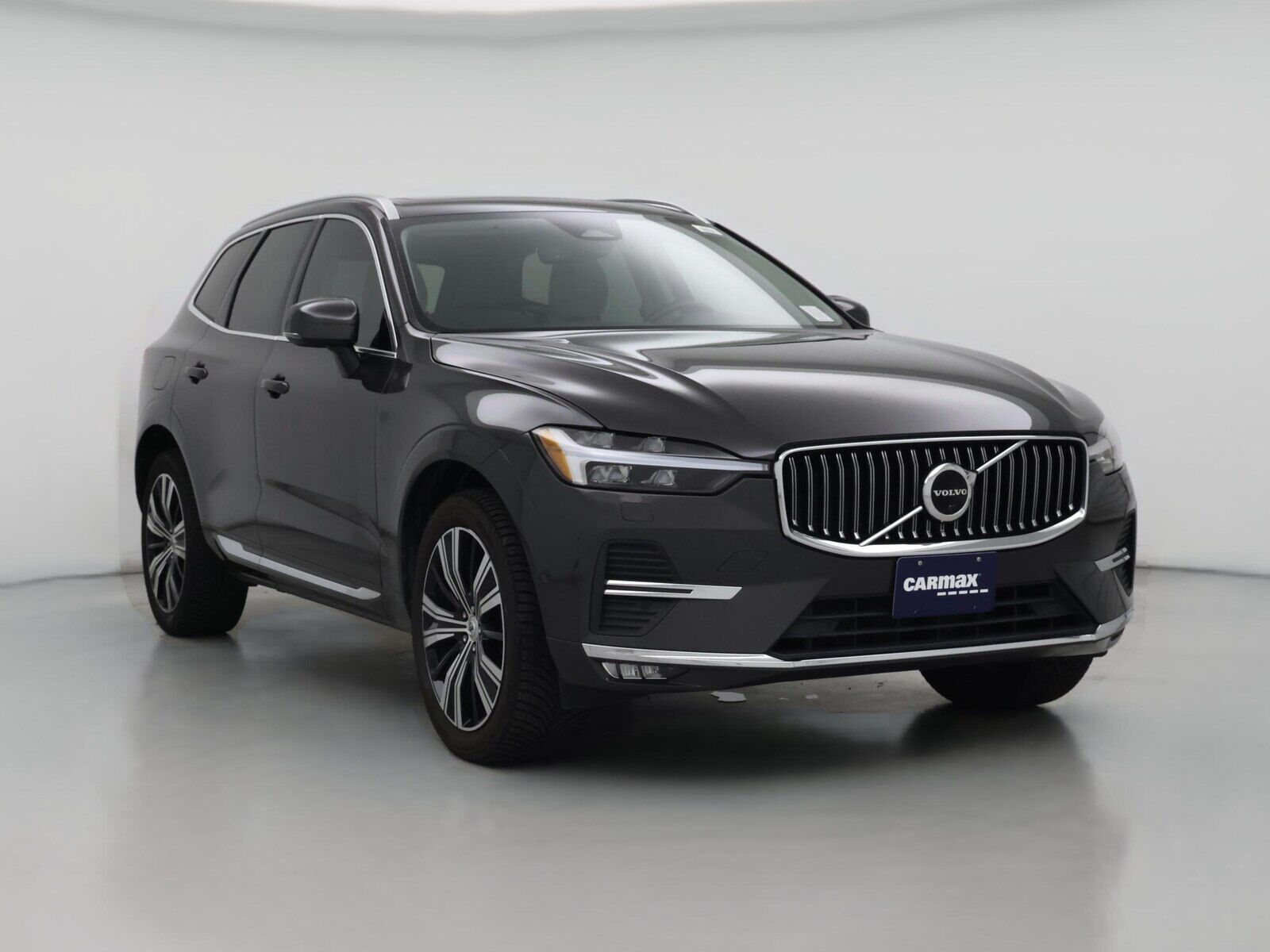 2022 VOLVO XC60