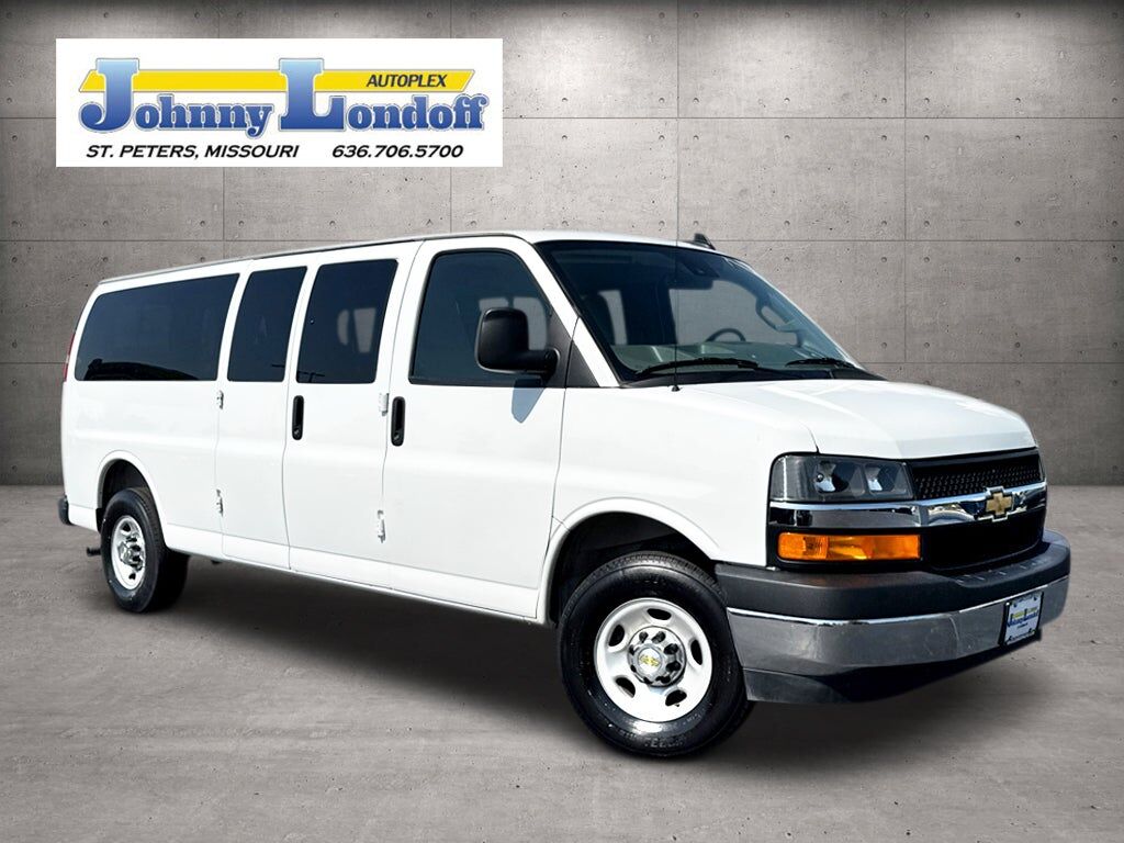2025 CHEVROLET Express