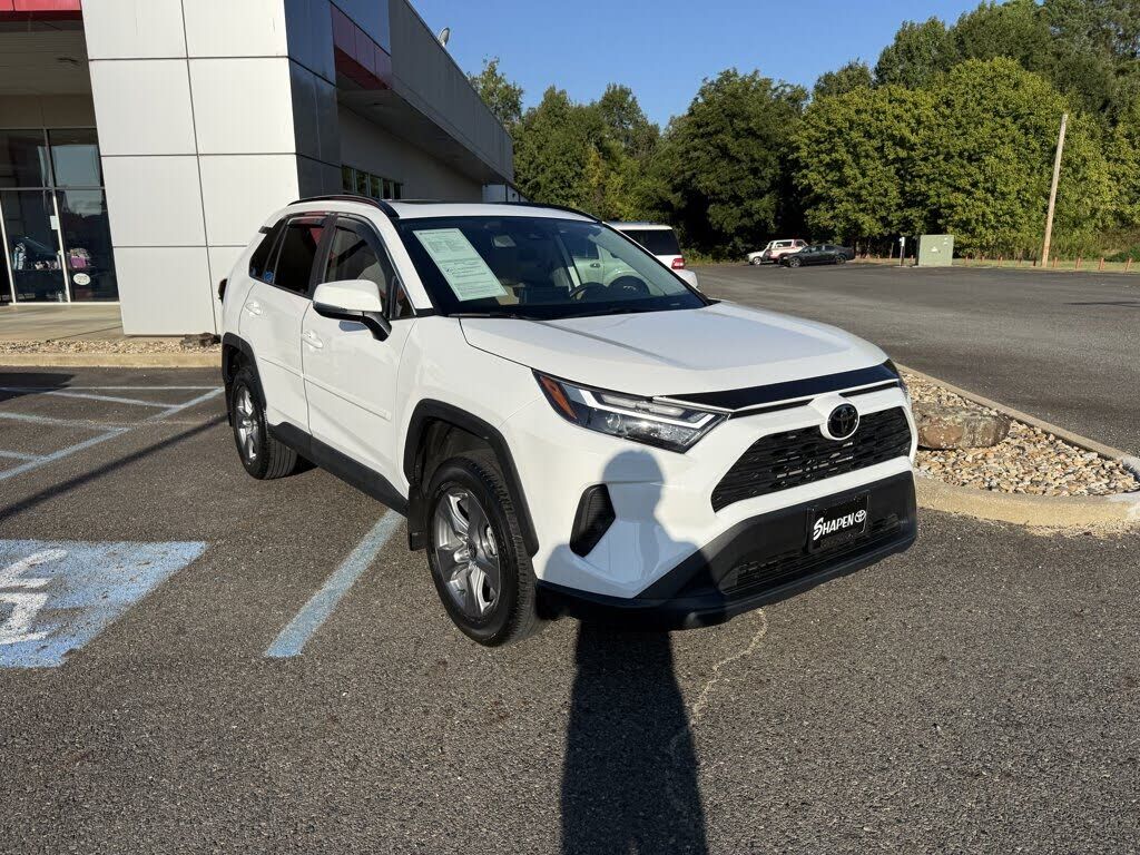 2024 TOYOTA RAV4