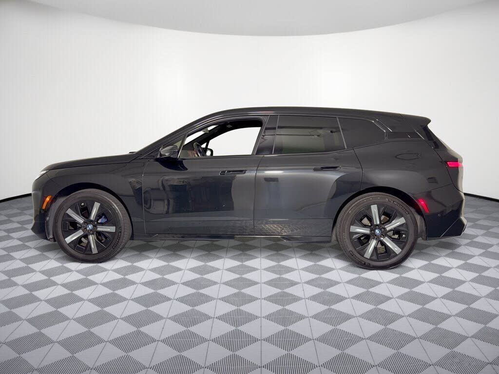 2024 BMW iX