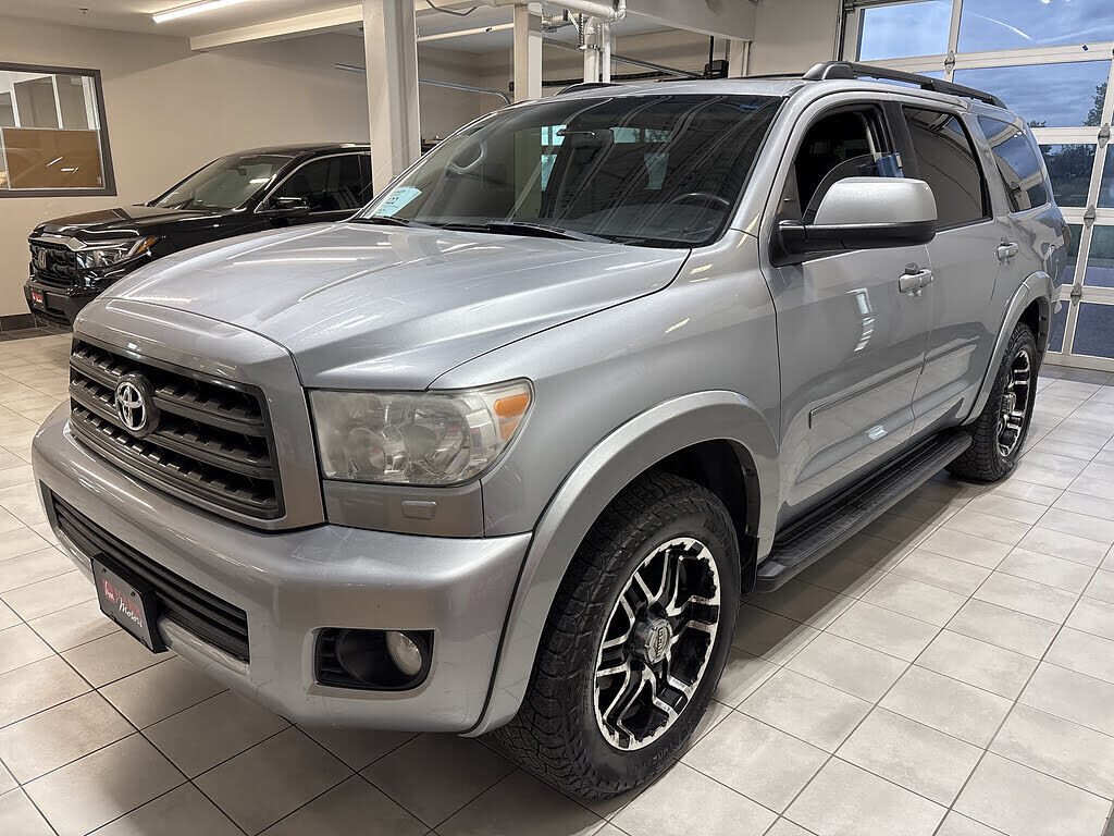 2014 TOYOTA Sequoia