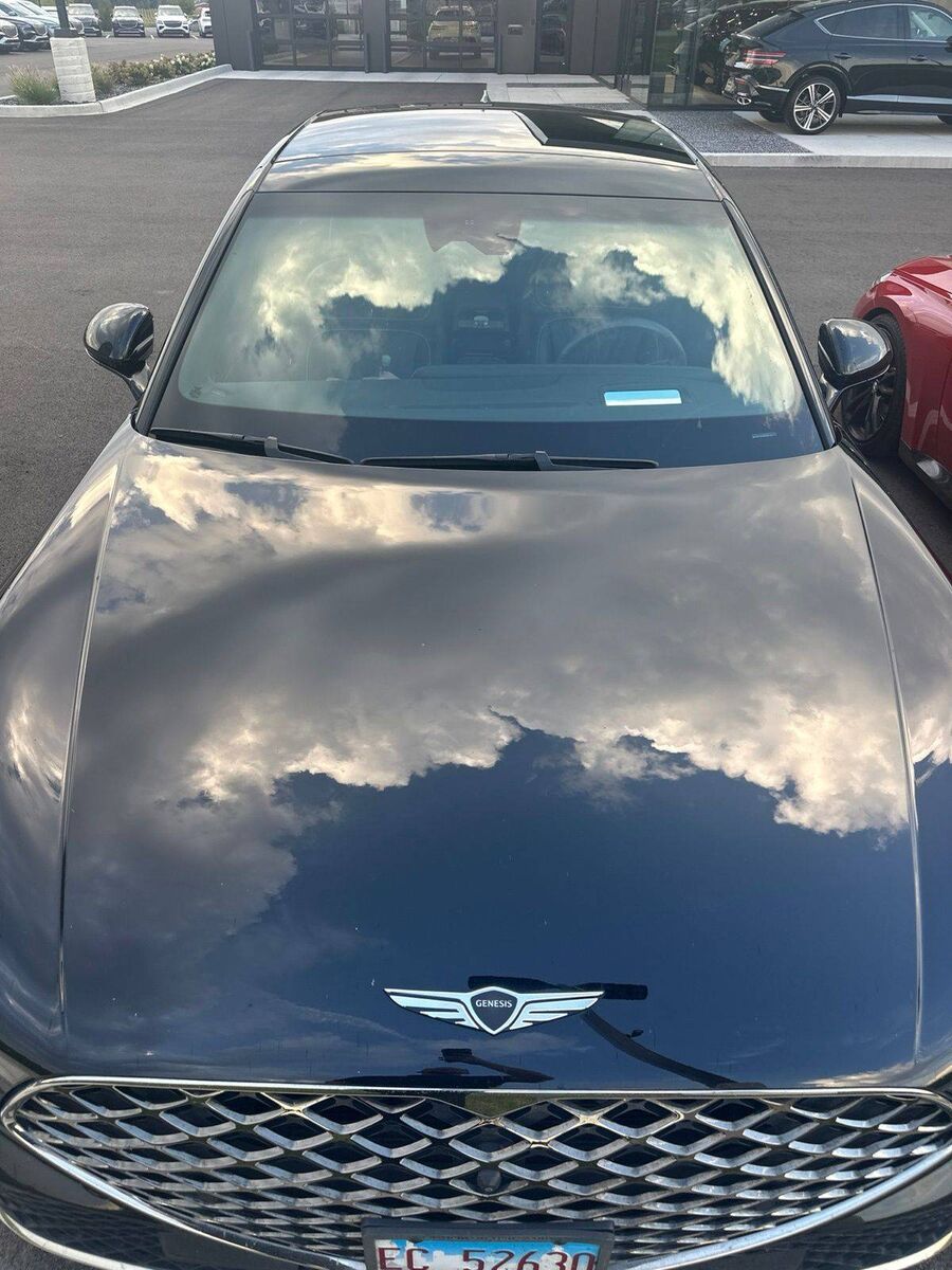 2023 GENESIS G90