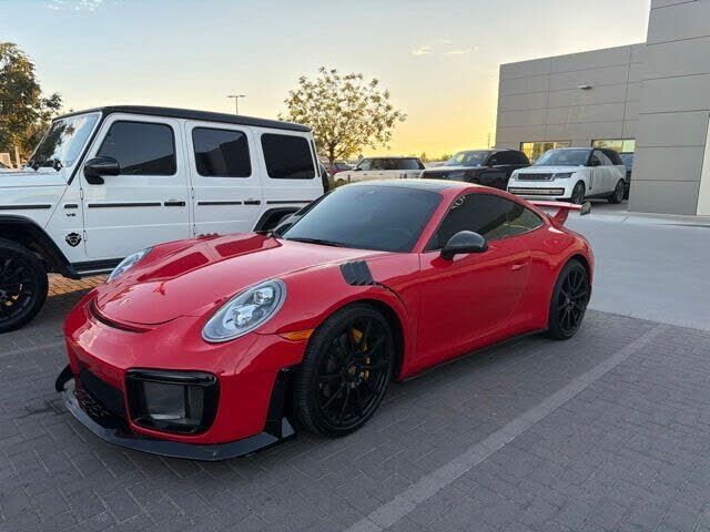 2018 PORSCHE 911