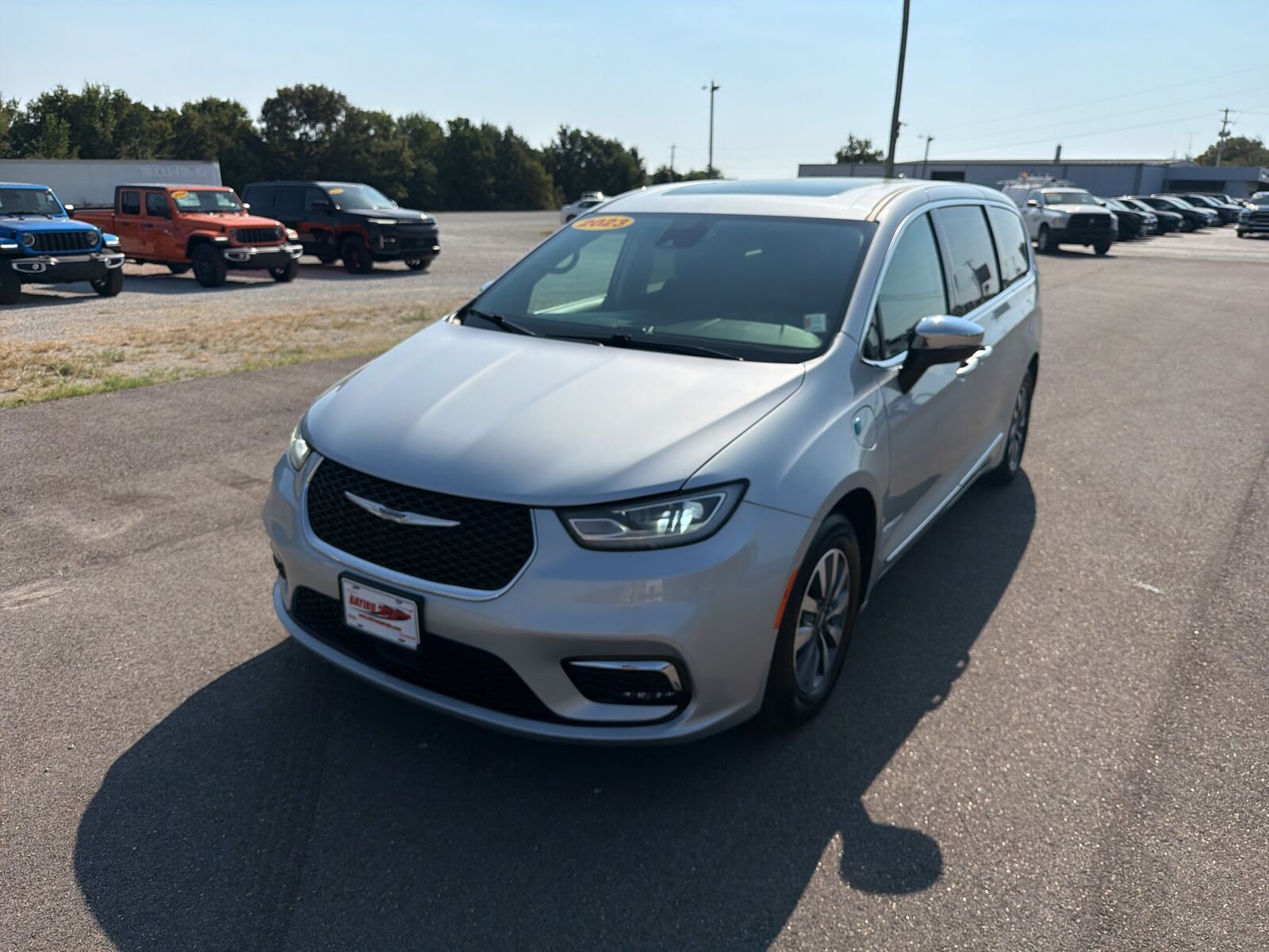 2023 CHRYSLER Pacifica