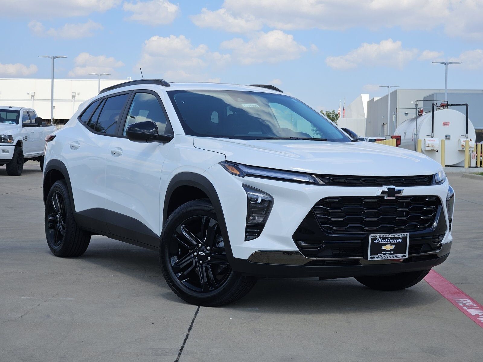 2026 CHEVROLET Trax