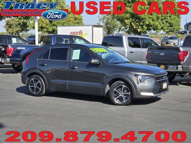 2025 KIA Niro