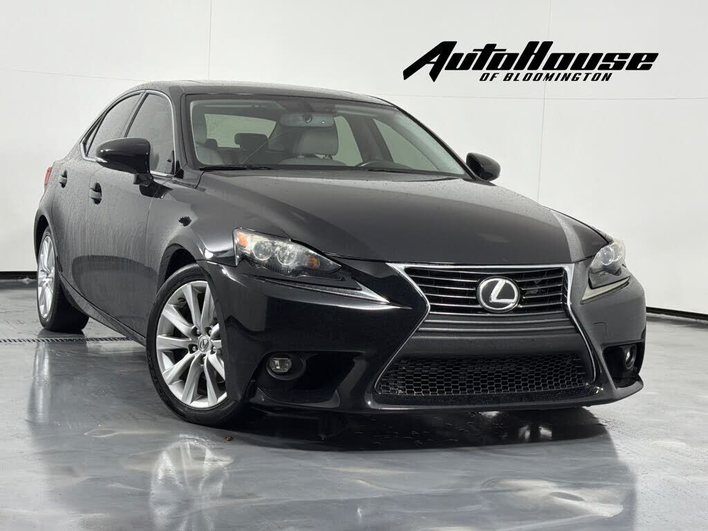 2015 LEXUS IS