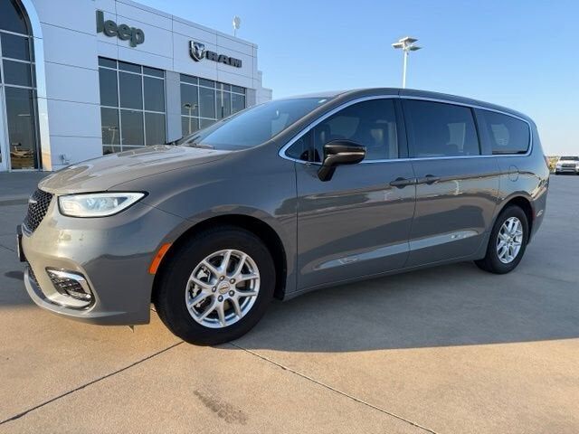 2025 CHRYSLER Pacifica