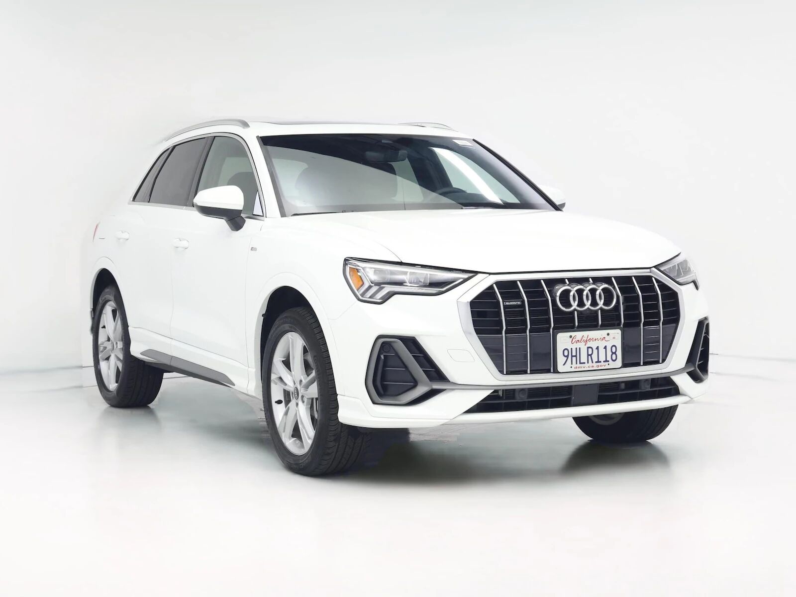 2023 AUDI Q3