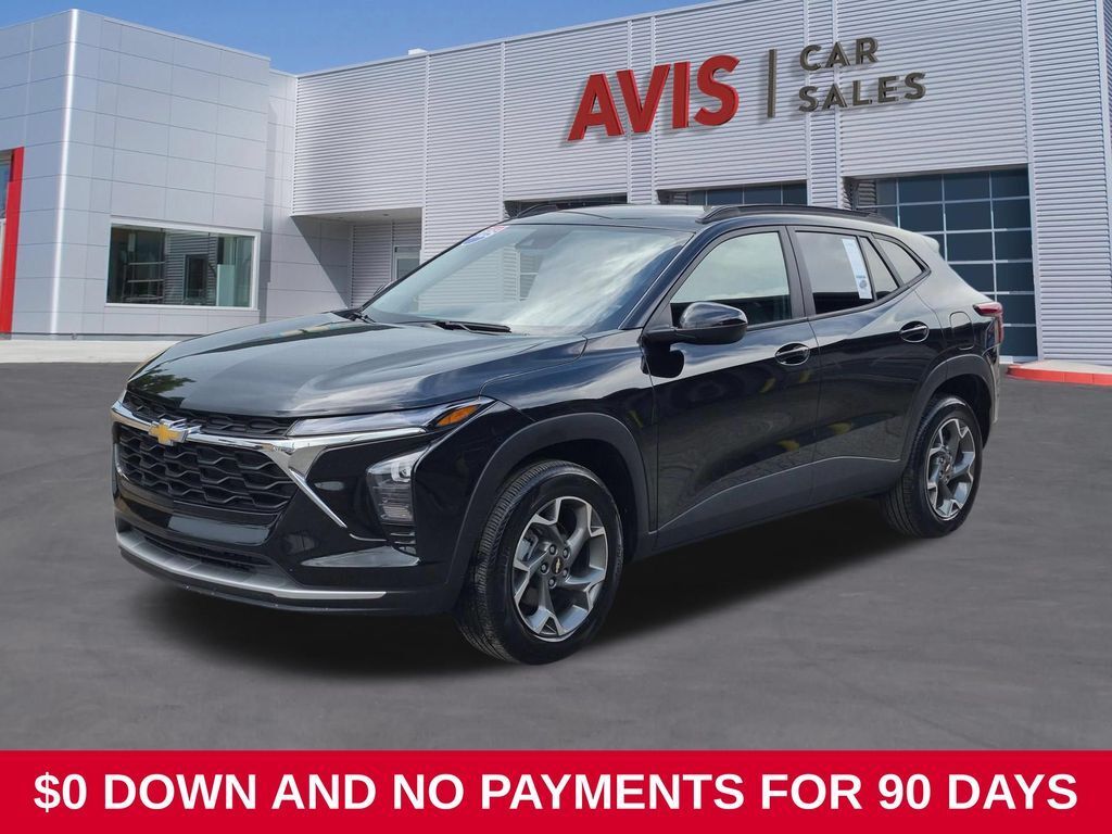 2025 CHEVROLET Trax