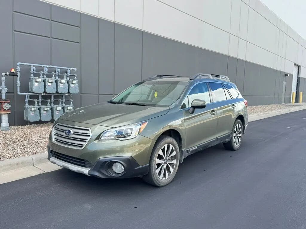 2016 SUBARU Outback
