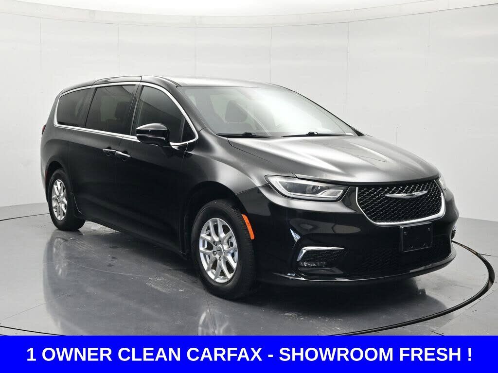 2025 CHRYSLER Pacifica
