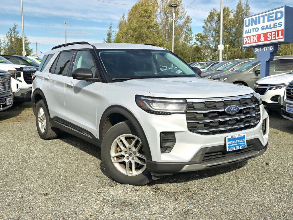 2025 FORD Explorer