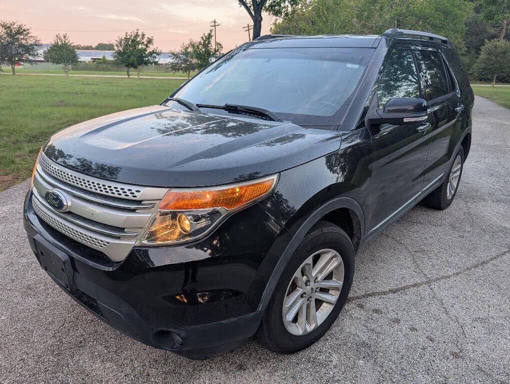 2014 FORD Explorer