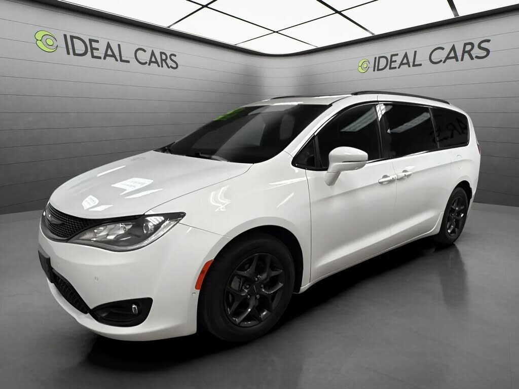 2018 CHRYSLER Pacifica