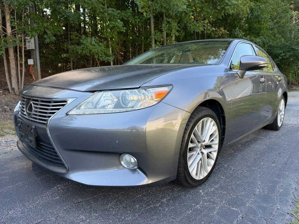 2013 LEXUS ES