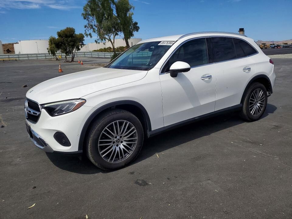 2023 MERCEDES-BENZ GLC-Class