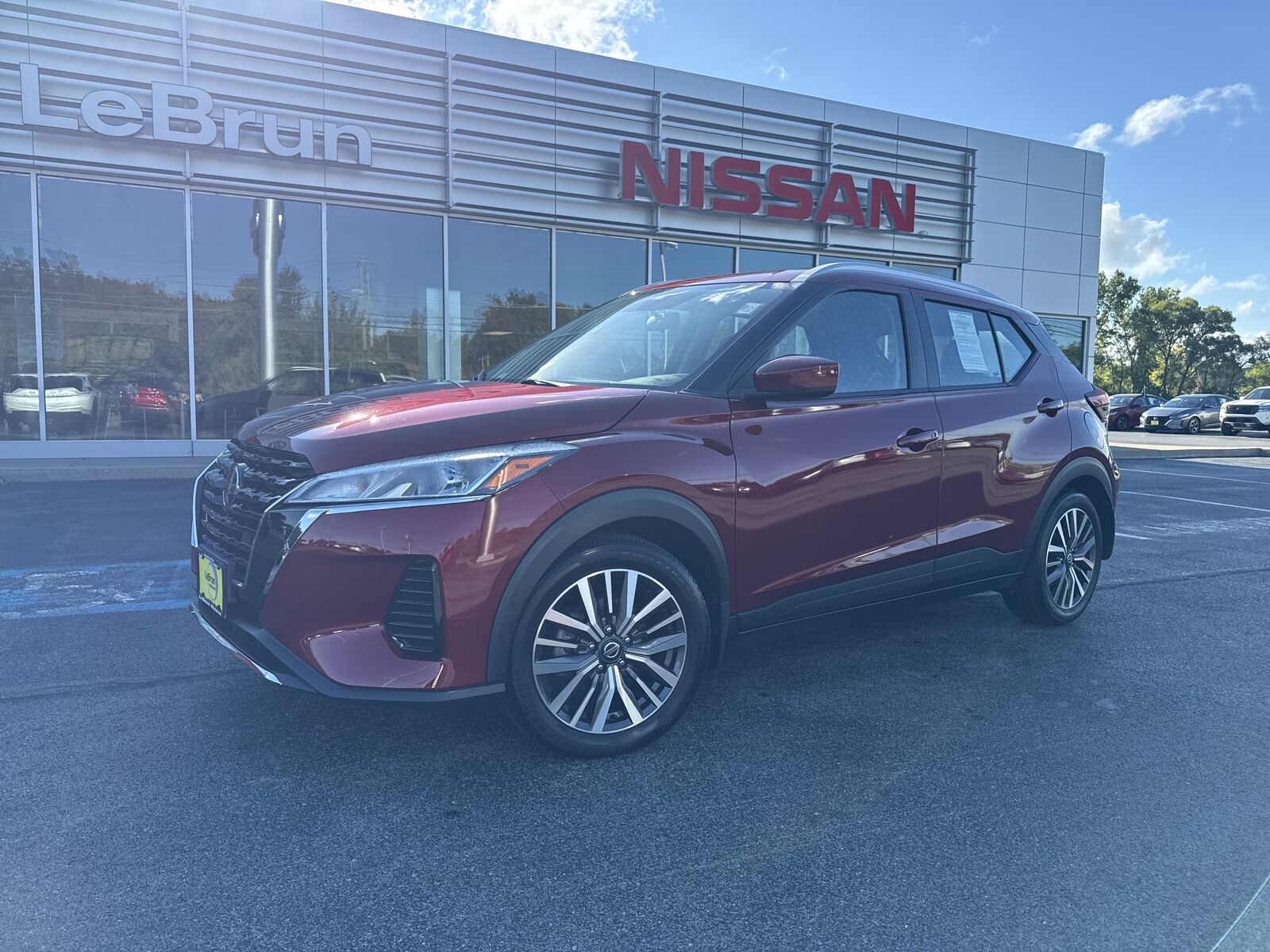 2021 NISSAN Kicks