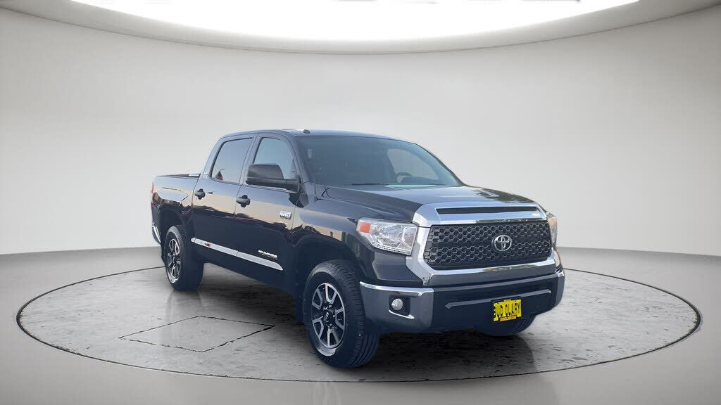 2017 TOYOTA Tundra