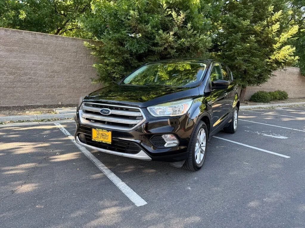 2017 FORD Escape