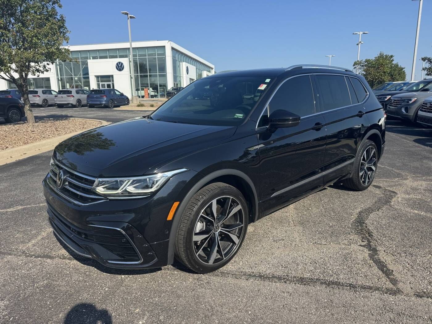 2024 VOLKSWAGEN Tiguan 4Motion