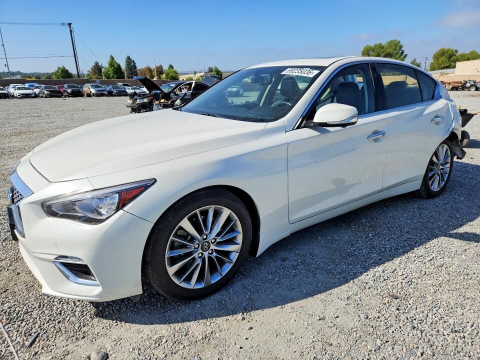 2023 INFINITI Q50