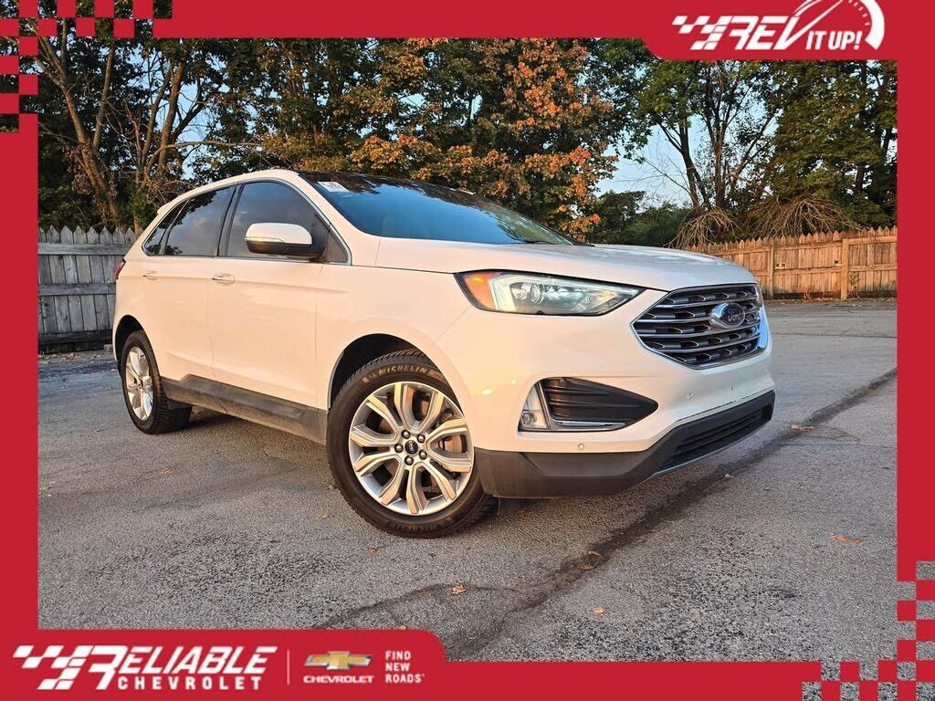 2022 FORD Edge
