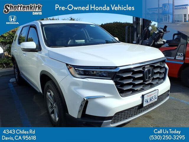 2025 HONDA Pilot
