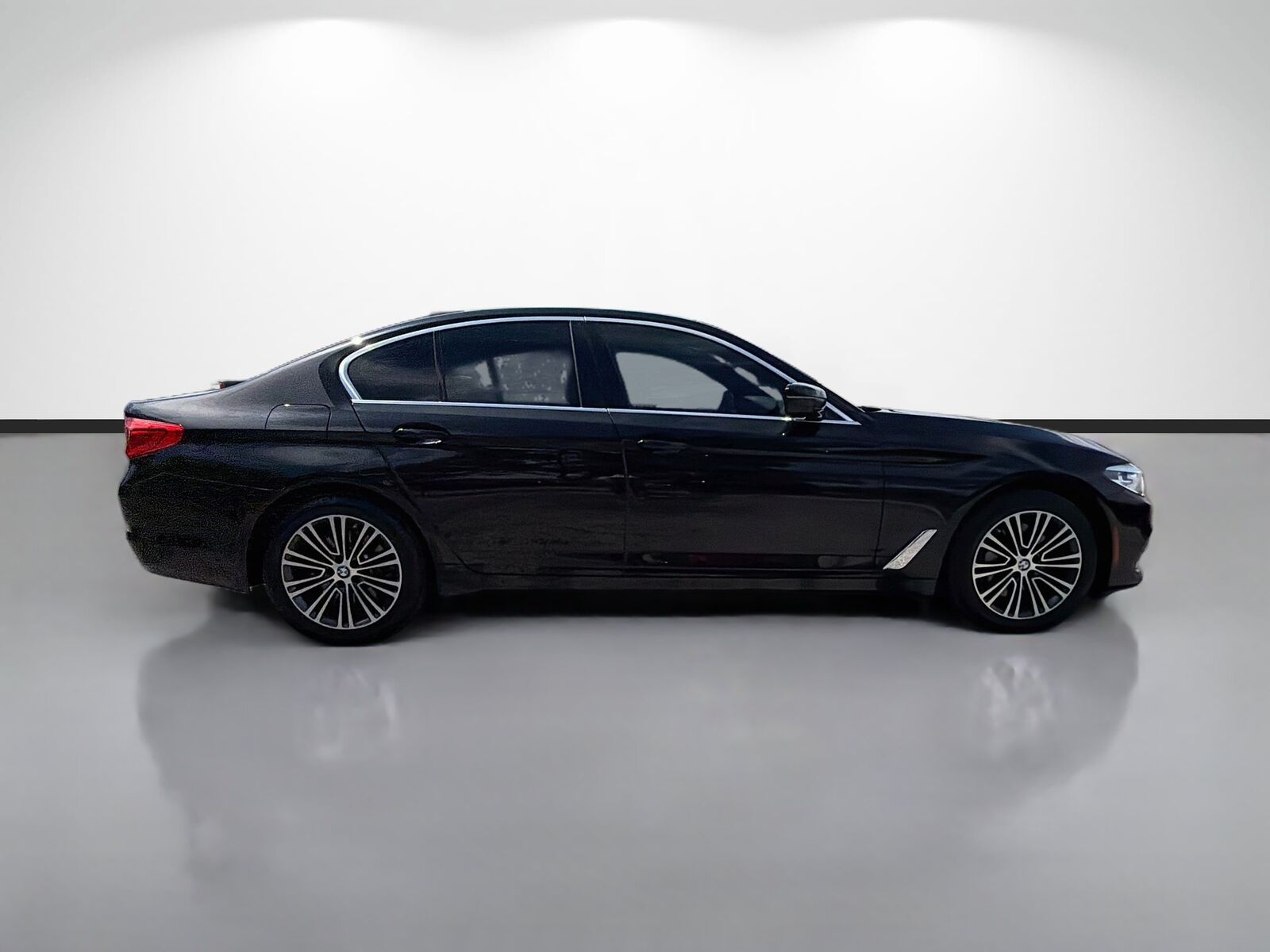 2019 BMW 530i