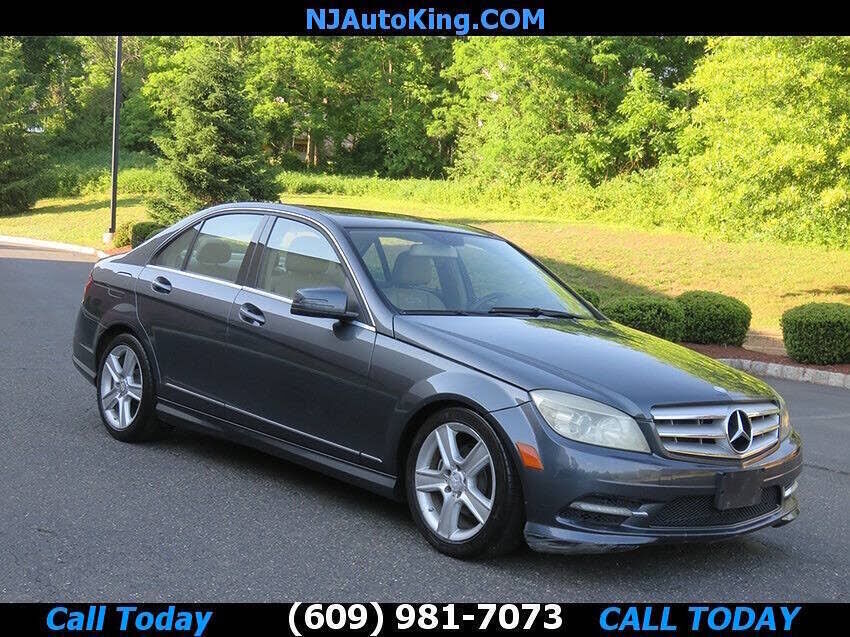 2011 MERCEDES-BENZ C-Class