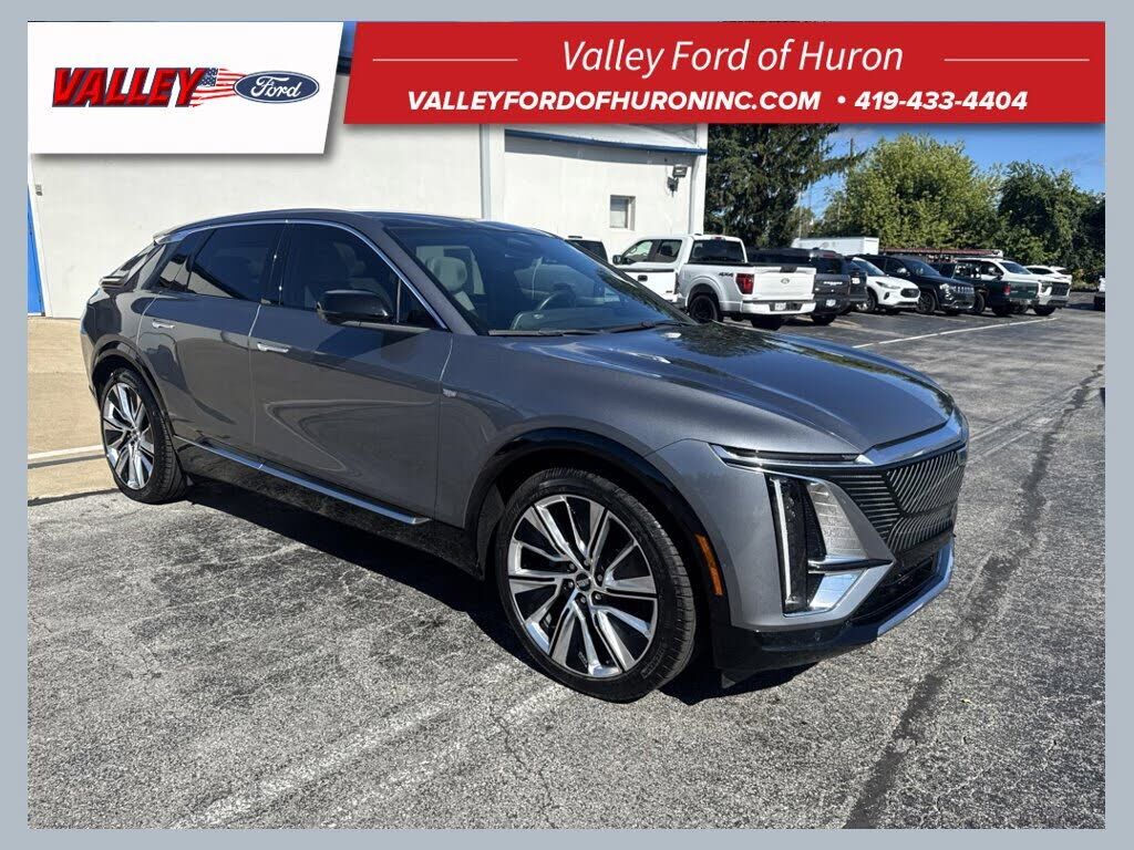 2023 CADILLAC Lyriq