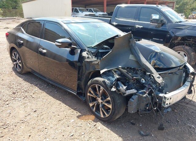 2016 NISSAN Maxima