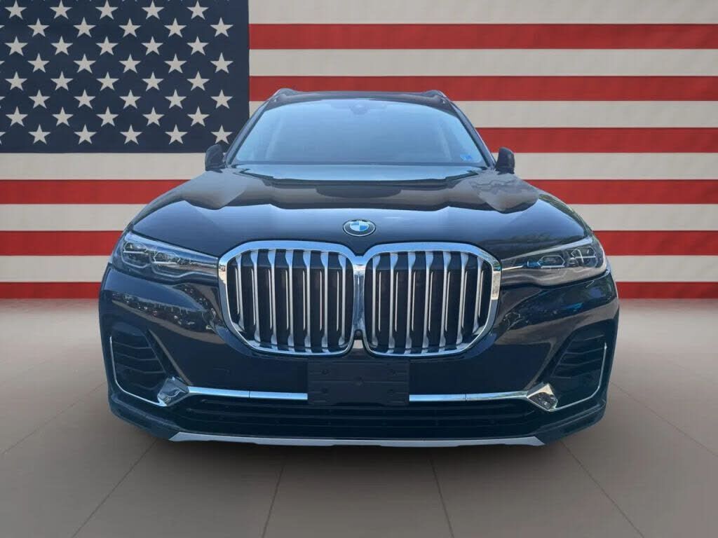 2021 BMW X7