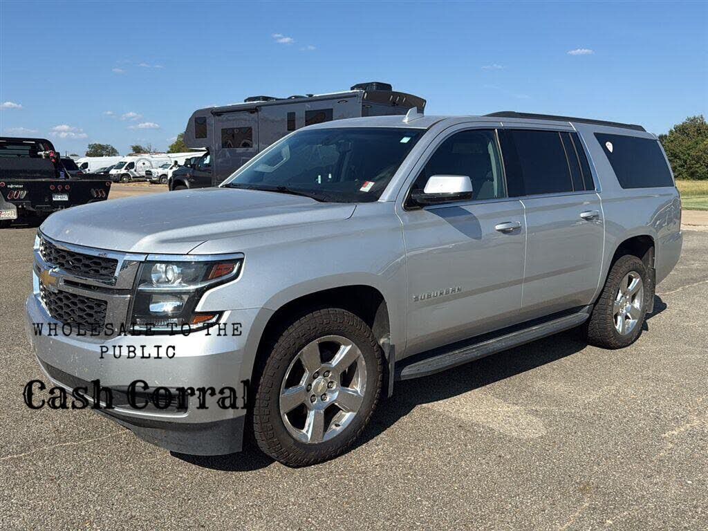 2017 CHEVROLET Suburban