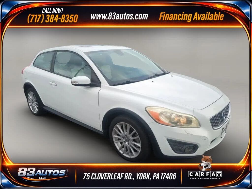 2011 VOLVO C30