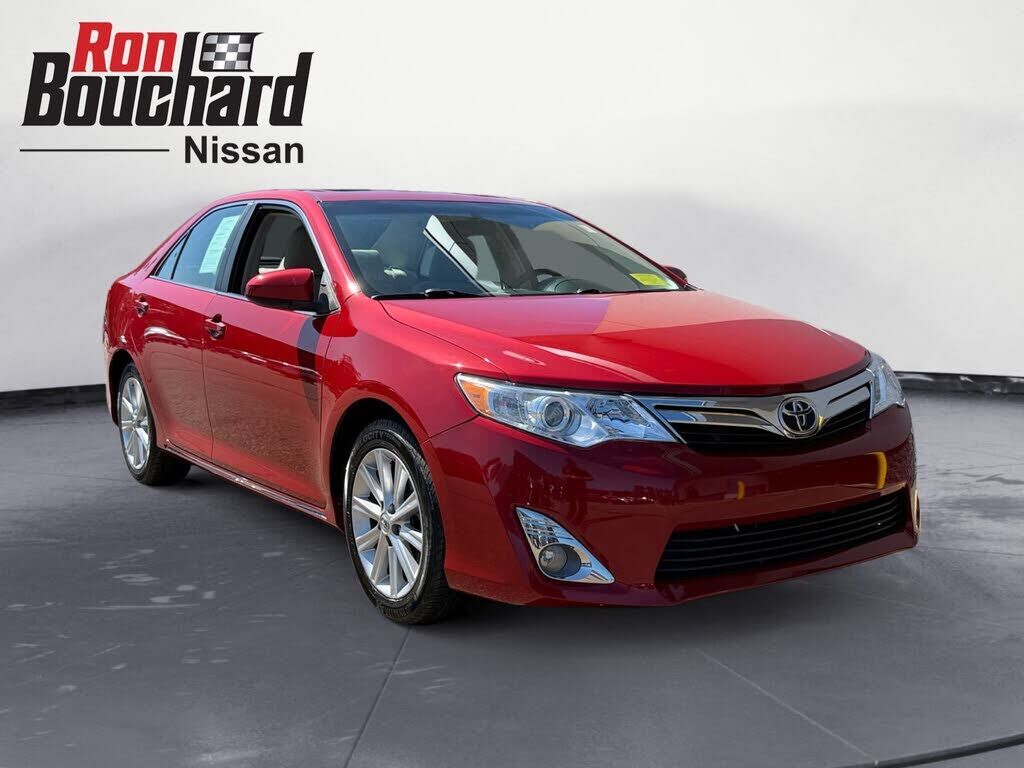 2013 TOYOTA Camry