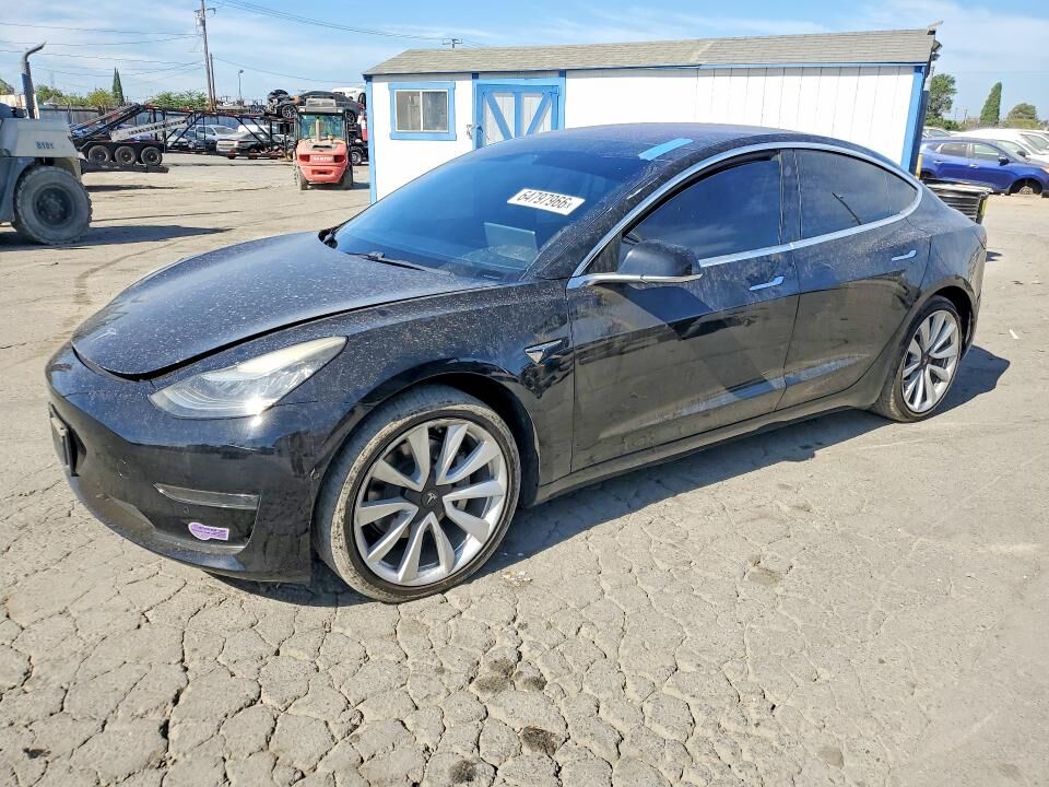2018 TESLA Model 3